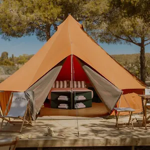 holacamp-barcelona.topbarcelonahotels.com/