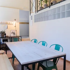 aticco-living-grcia-apartments-rooftop.topbarcelonahotels.com/